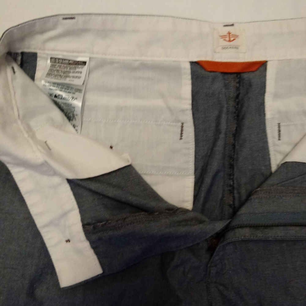 DOCKERS SHORTS - Picture 2 of 4